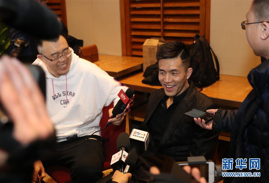 更加深刻的 更加深刻的