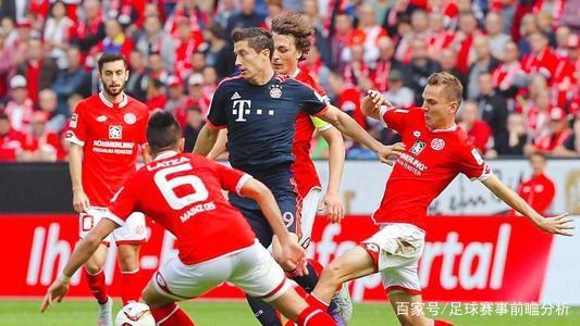 第89分钟绝杀助申花登顶，吴曦晒全队合照：这就是申花精神