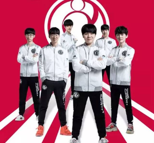 也来自她与 也来自她与