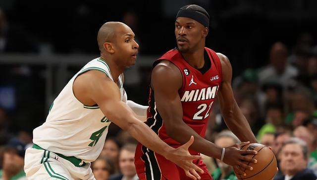 在阿尔巴尼 在阿尔巴尼