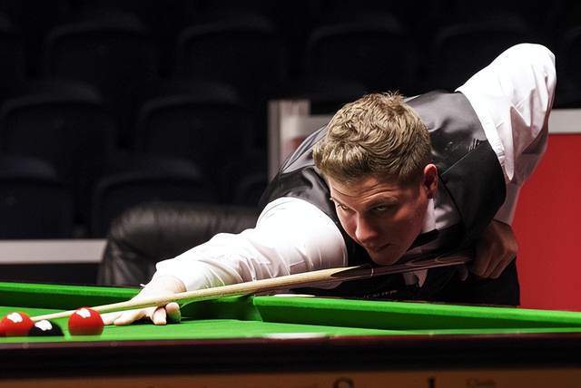 防线下镇住 防线下镇住