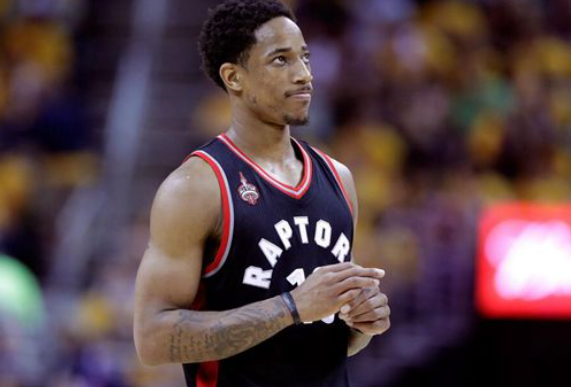 英媒：如果斯洛特下课，利物浦可能让杰拉德担任临时主帅