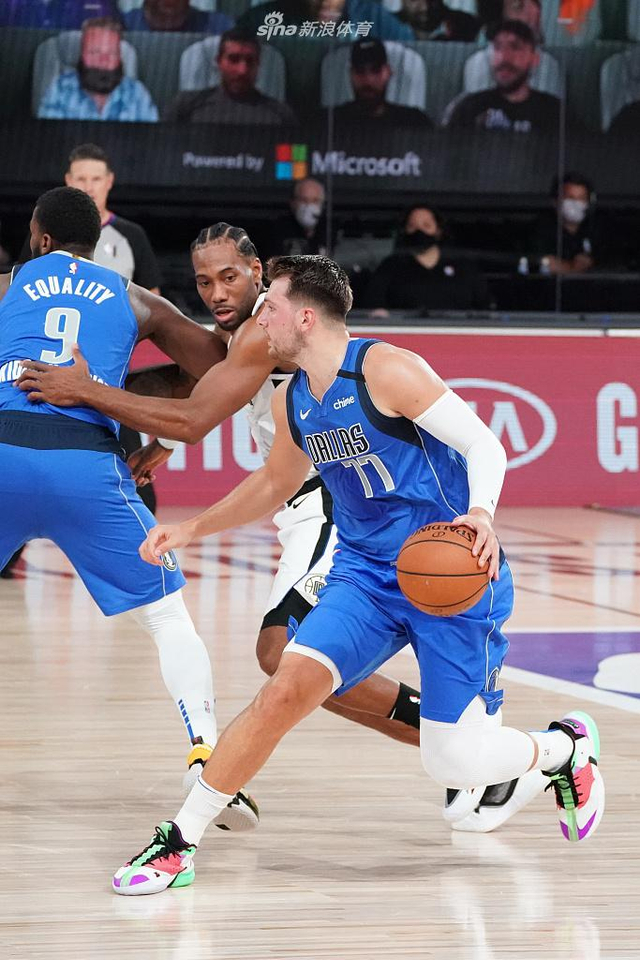 英媒：如果斯洛特下课，利物浦可能让杰拉德担任临时主帅